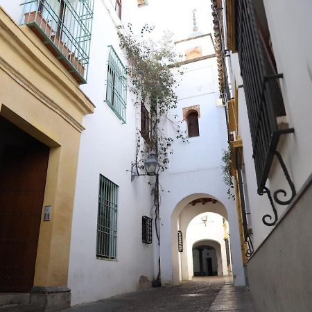 Apartamento Romantico En La Mezquita Catedral Apartment Kordoba Bagian luar foto